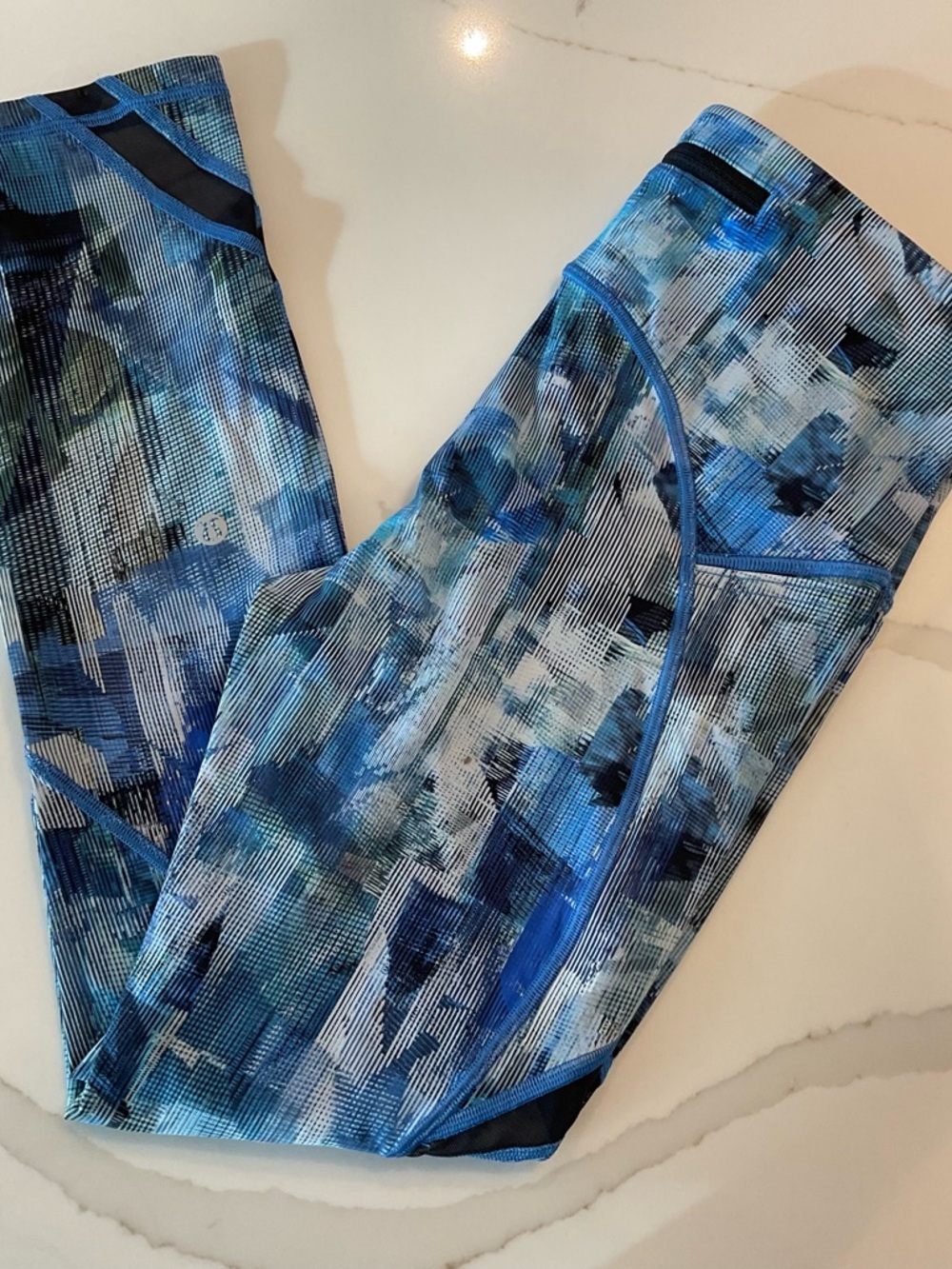 LULULEMON Blue Abstract Print Leggings